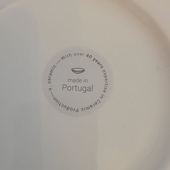 Fitz & Floyd Portuguese Ceramic Holiday Plate With Holly & Berry Design - Picture 3 of 5